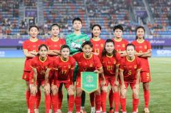 开云体育平台APP-女足比赛集中剖析，球员们燃情拼搏