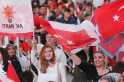 开云体育-瑞士击败土耳其，夺得四分之一决赛席位