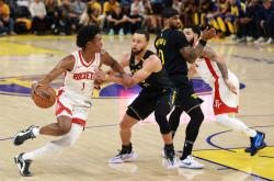 开云体育官网-火箭击败勇士，继续稳居前四