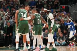 开云体育APP下载-雄鹿三连胜，篮网再胜