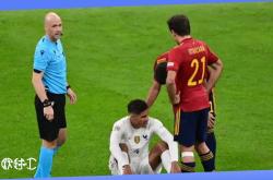 开云体育官方网站-关于名宿曝欧国联比赛内幕，引发热议的信息