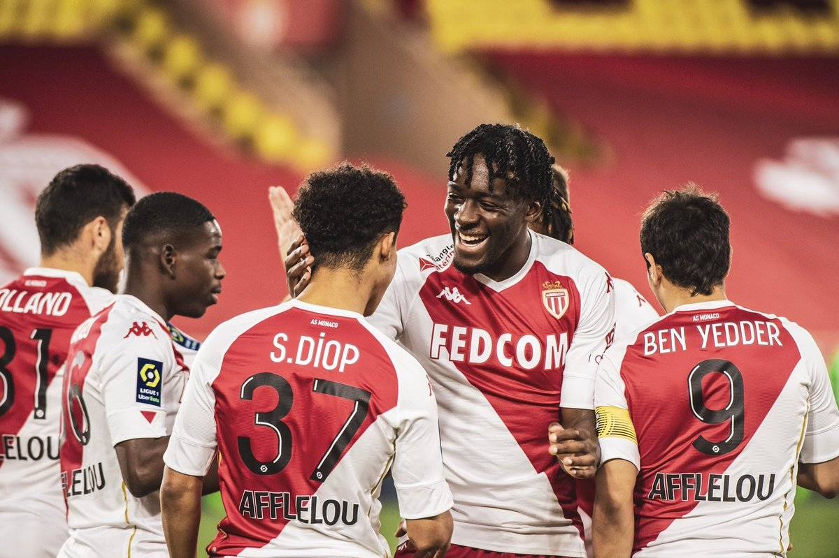 关于摩纳哥士气高涨，表现出色取胜的信息