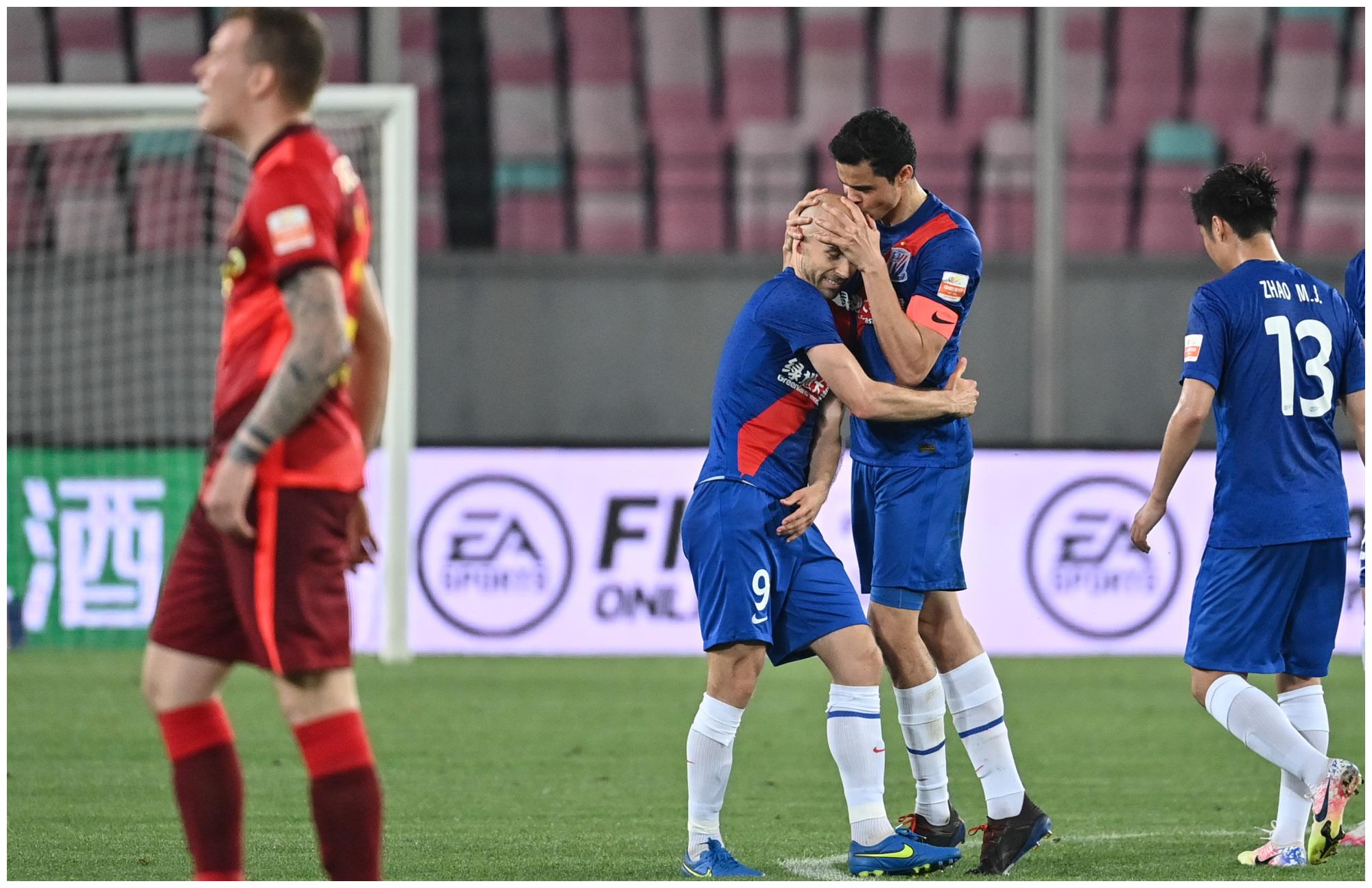 上海申花胜负手深圳佳兆业，保持不败的简单介绍