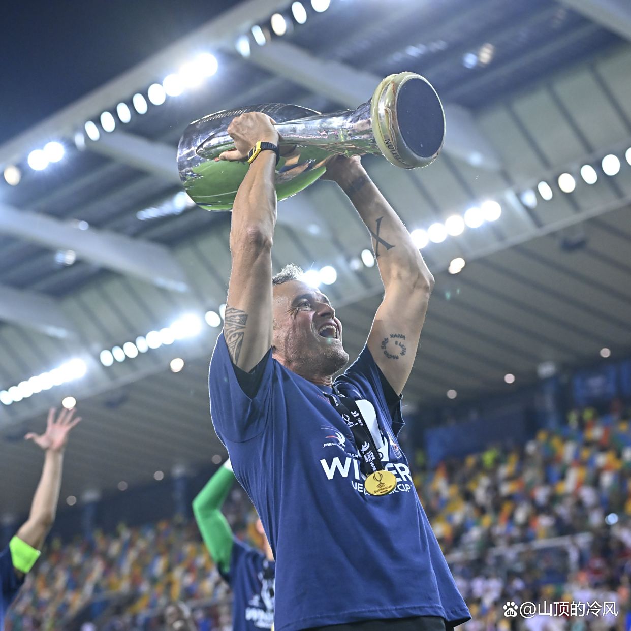 包含巴黎圣日耳曼成功卫冕法甲冠军的词条 包含巴黎圣日耳曼成功卫冕法甲冠军的词条