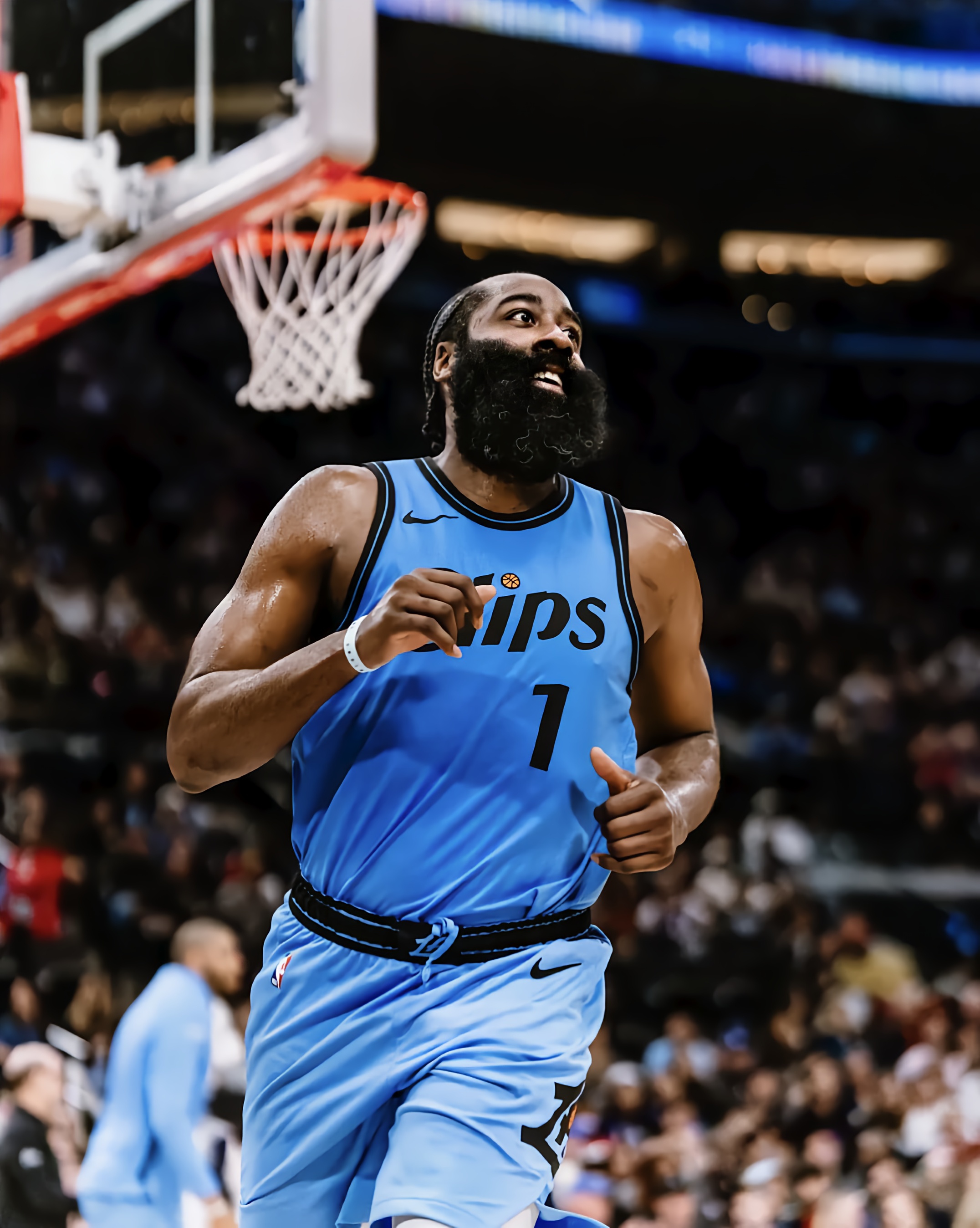 快船击败雄鹿,莱昂纳德高效表现! 快船击败雄鹿,莱昂纳德高效表现!