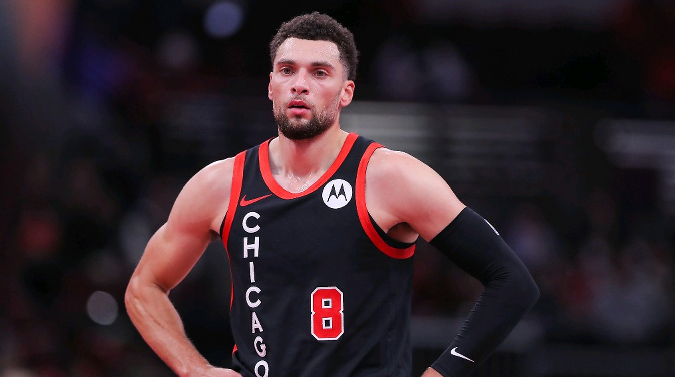 公牛擒下尼克斯,拉文独得35分 公牛擒下尼克斯,拉文独得35分