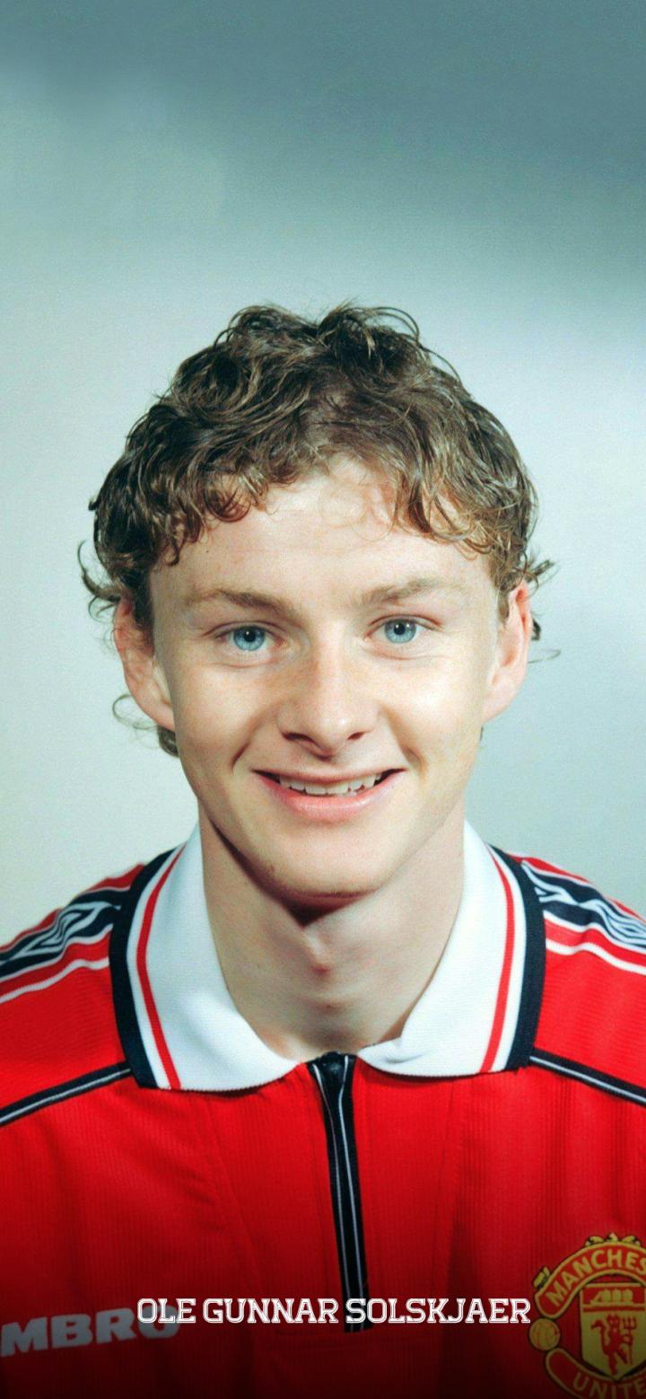 曼联官宣:索尔斯克亚正式成为球队主教练 曼联官宣:索尔斯克亚正式成为球队主教练